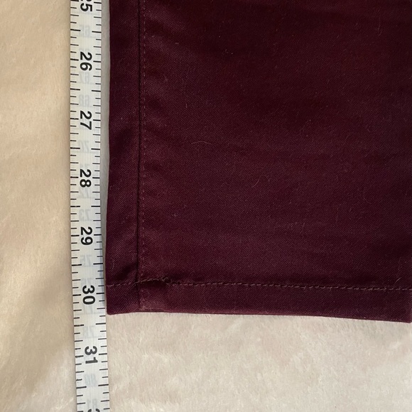 NWOT. Soho New York & Co. Jeans. Size L. High waist pull-on leggings. Burgundy. - Picture 10 of 10
